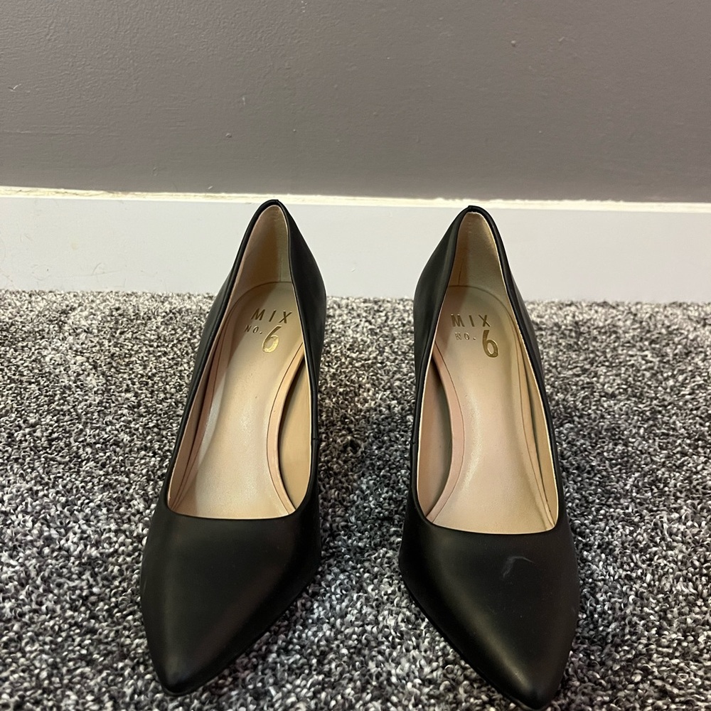 Mix no.6 black stiletto heels size 6